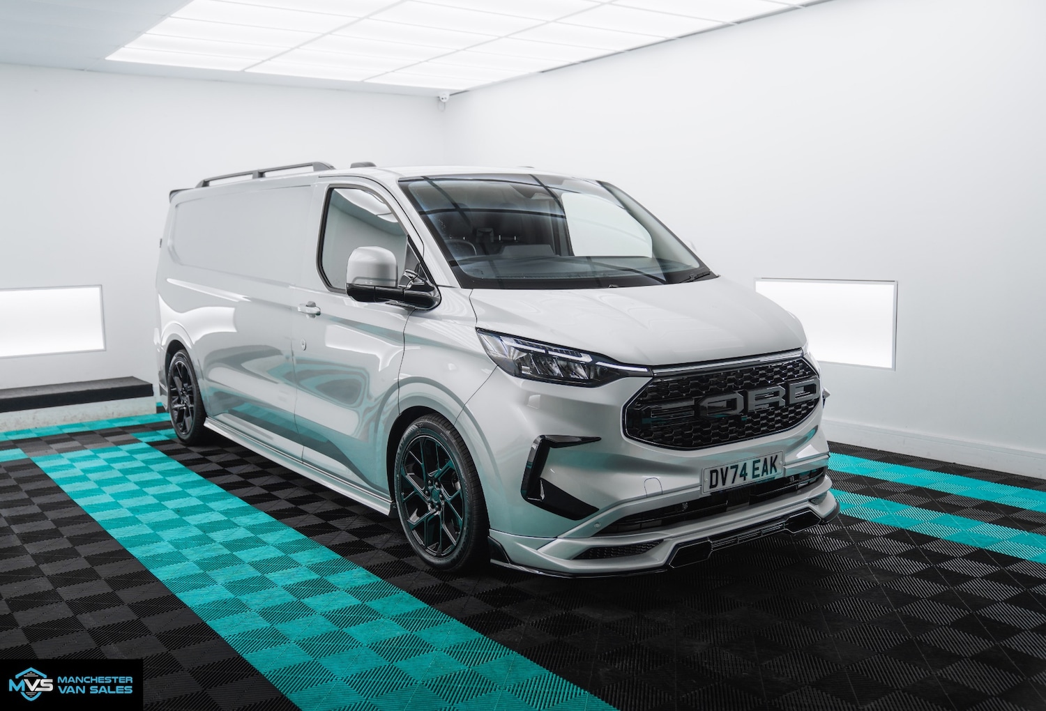 Used Ford Transit Custom 2024 for sale - 76391816: Photo 1