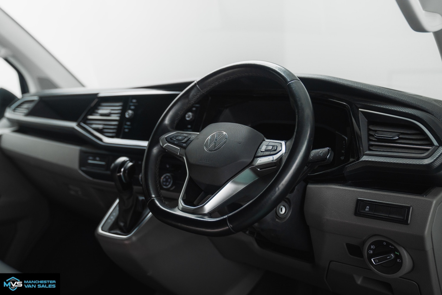 Used Volkswagen Transporter 2024 for sale - 77581609: Photo 13