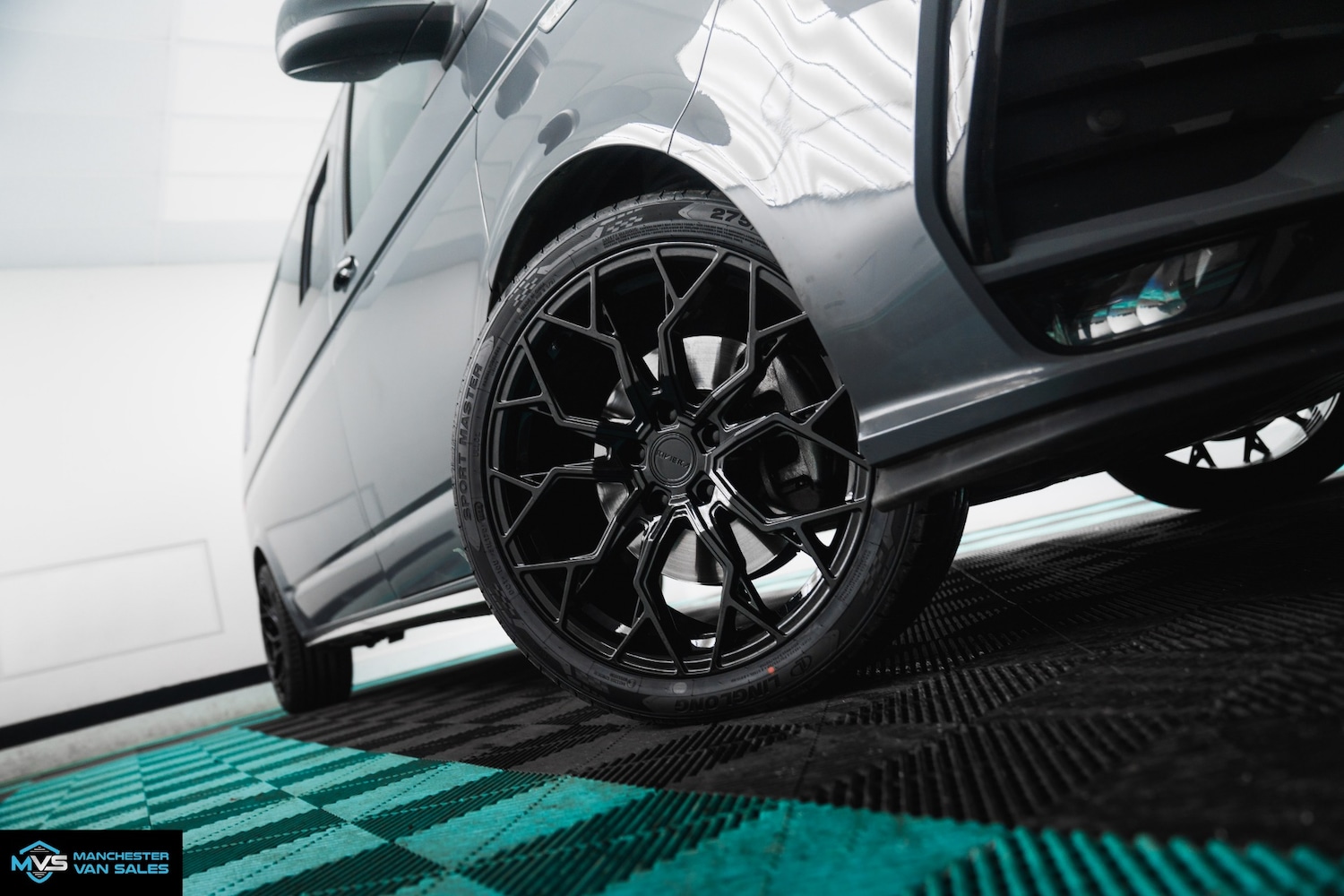 Used Volkswagen Transporter 2024 for sale - 77581609: Photo 2