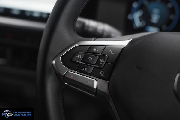 Used Volkswagen Transporter 2025 for sale - 75512572: Photo 36