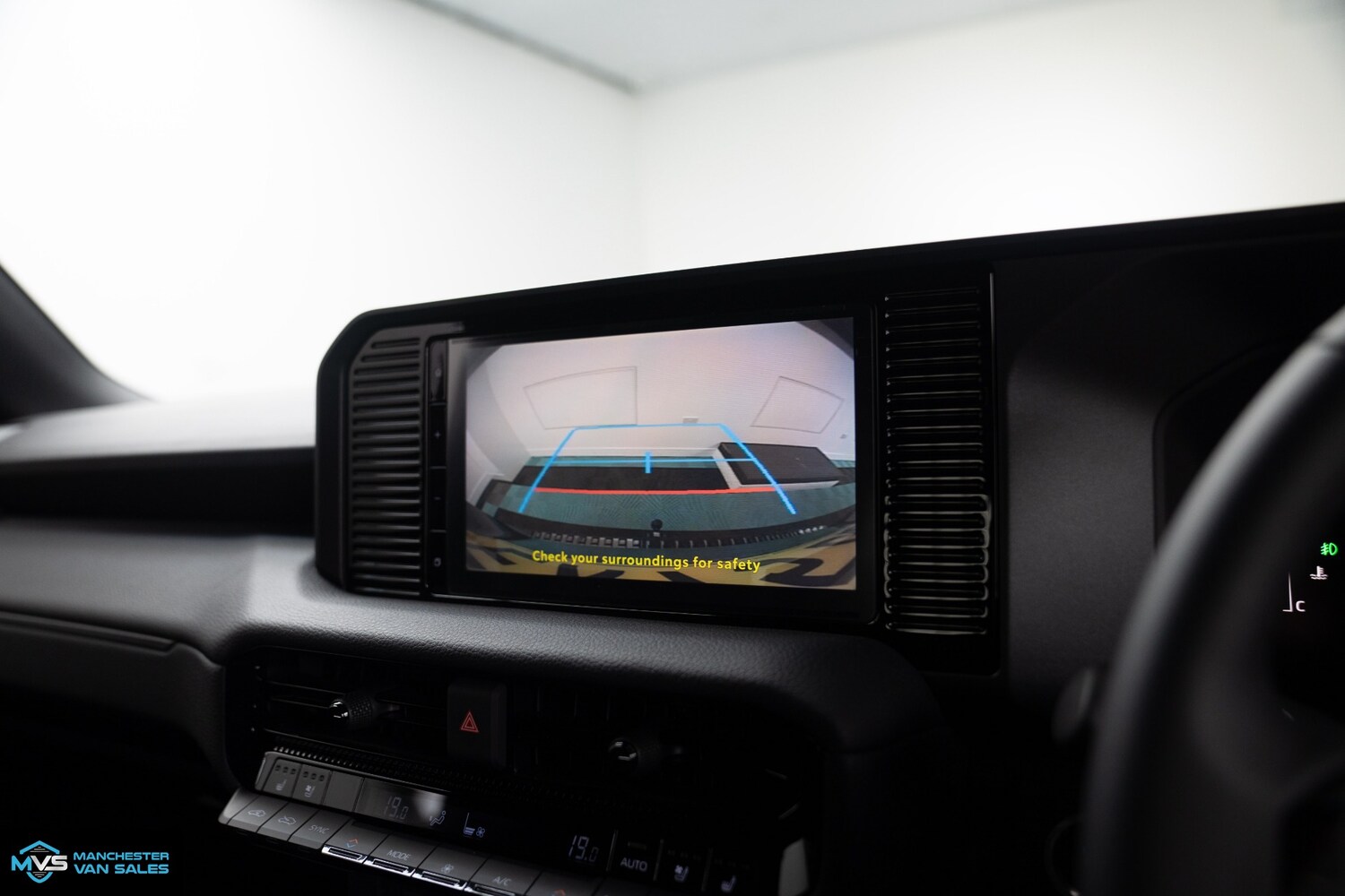 Used Toyota Land Cruiser 2025 for sale - 77877632: Photo 34