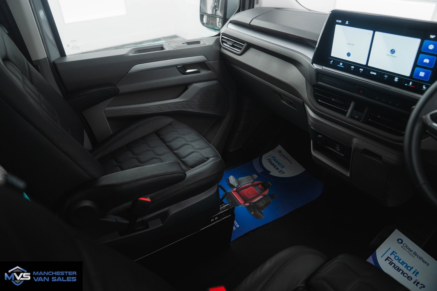 Used Volkswagen Transporter 2025 for sale - 76403321: Photo 16