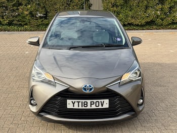 Used Toyota Yaris 2018 for sale - 79868931: Photo