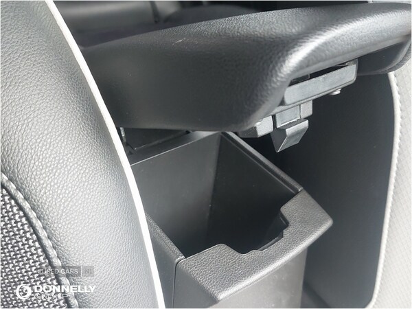 Used Renault Captur 2021 for sale - 76359541: Photo 21