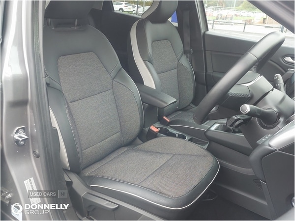 Used Renault Captur 2021 for sale - 76359541: Photo 8