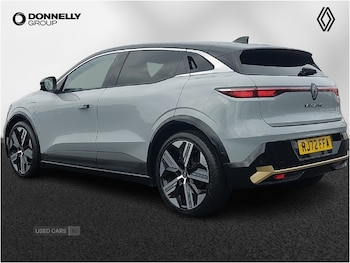 Used Renault Megane 2022 for sale - 76021395: Photo