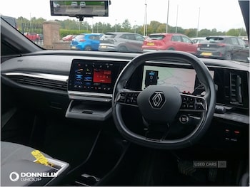 Used Renault Megane 2022 for sale - 76021395: Photo