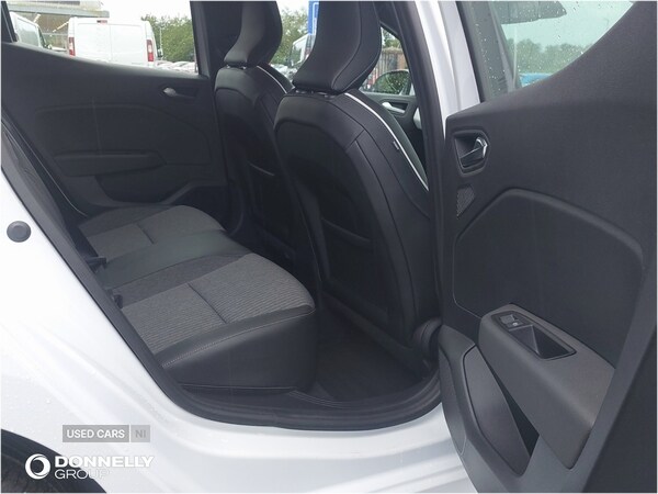 Used Renault Clio 2022 for sale - 75928601: Photo 9