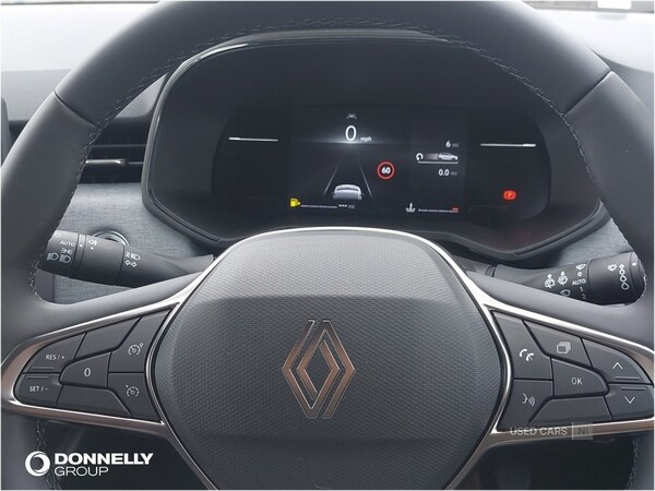 Used Renault Clio 2025 for sale - 75859136: Photo 6