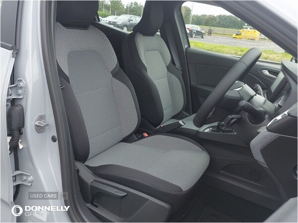 Used Renault Clio 2025 for sale - 75859136: Photo 8