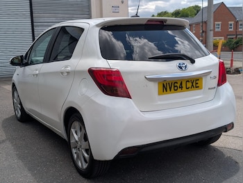 Used Toyota Yaris 2014 for sale - 79061973: Photo