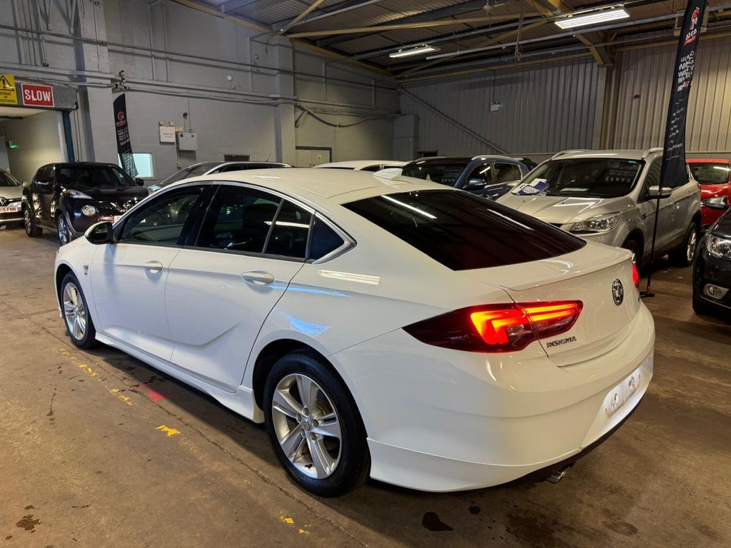 Used Vauxhall Insignia 2018 for sale - 76797990: Photo 5