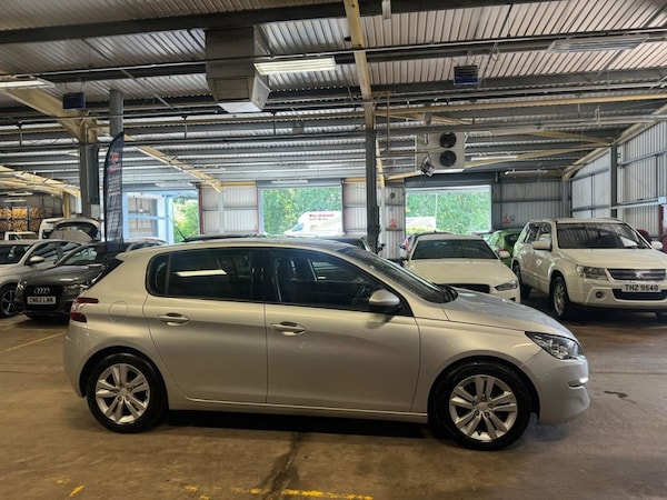 Used Peugeot 308 2014 for sale - 74954498: Photo 5