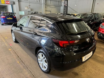 Used Vauxhall Astra 2015 for sale - 76848358: Photo