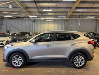 Used Hyundai TUCSON 2015 for sale - 79599379: Photo