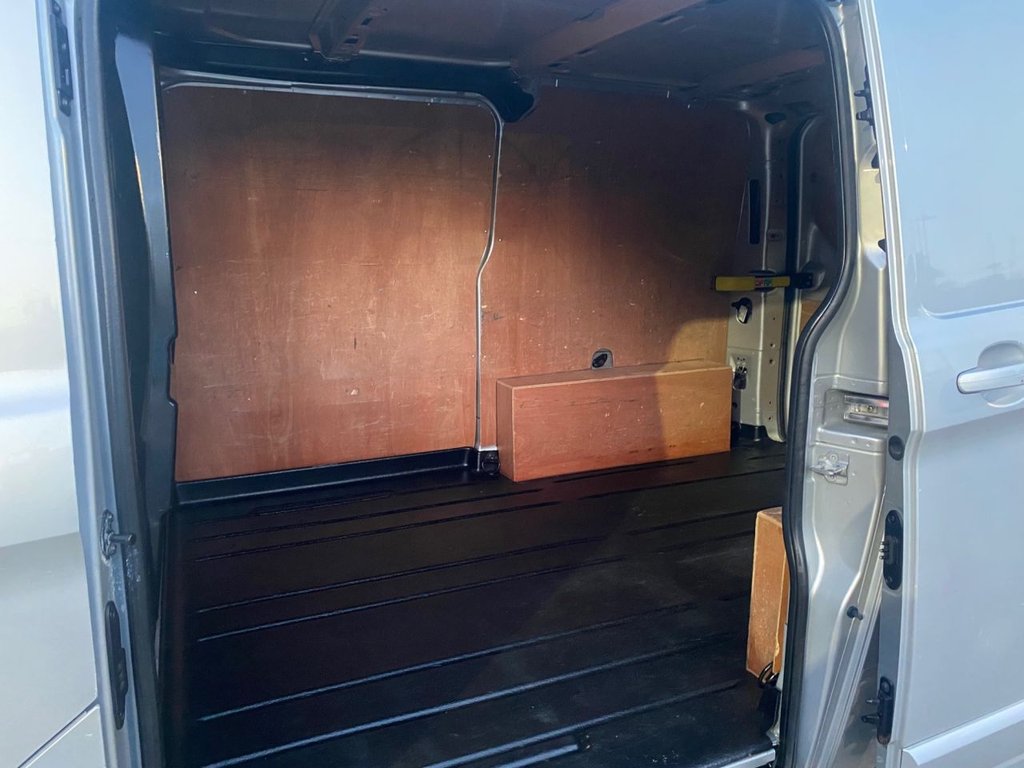 Used Ford Transit Custom 2015 for sale - 76279736: Photo 13