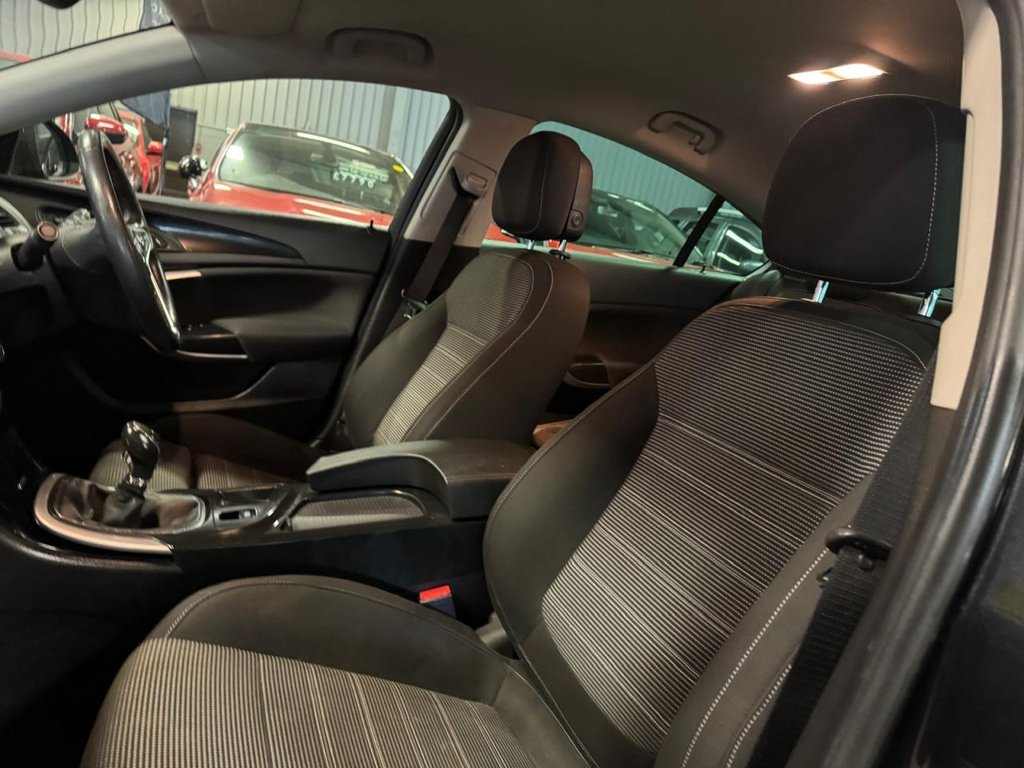Used Vauxhall Insignia 2015 for sale - 77227003: Photo 16