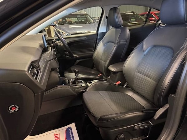 Used Ford Focus 2018 for sale - 75897169: Photo 15