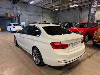 Used BMW 3 Series 2017 for sale - 76279546: Photo