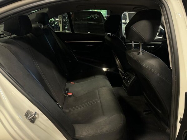 Used BMW 3 Series 2017 for sale - 76279546: Photo 9