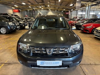 Used Dacia Duster 2016 for sale - 77748135: Photo