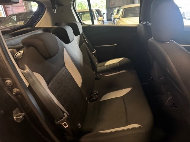 Used Dacia Sandero Stepway 2016 for sale - 76356806: Photo 13