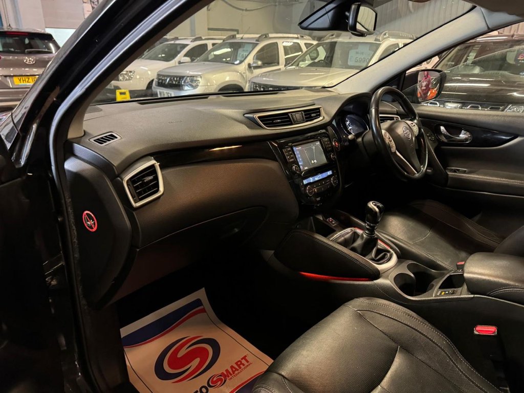 Used Nissan Qashqai 2015 for sale - 77642523: Photo 13
