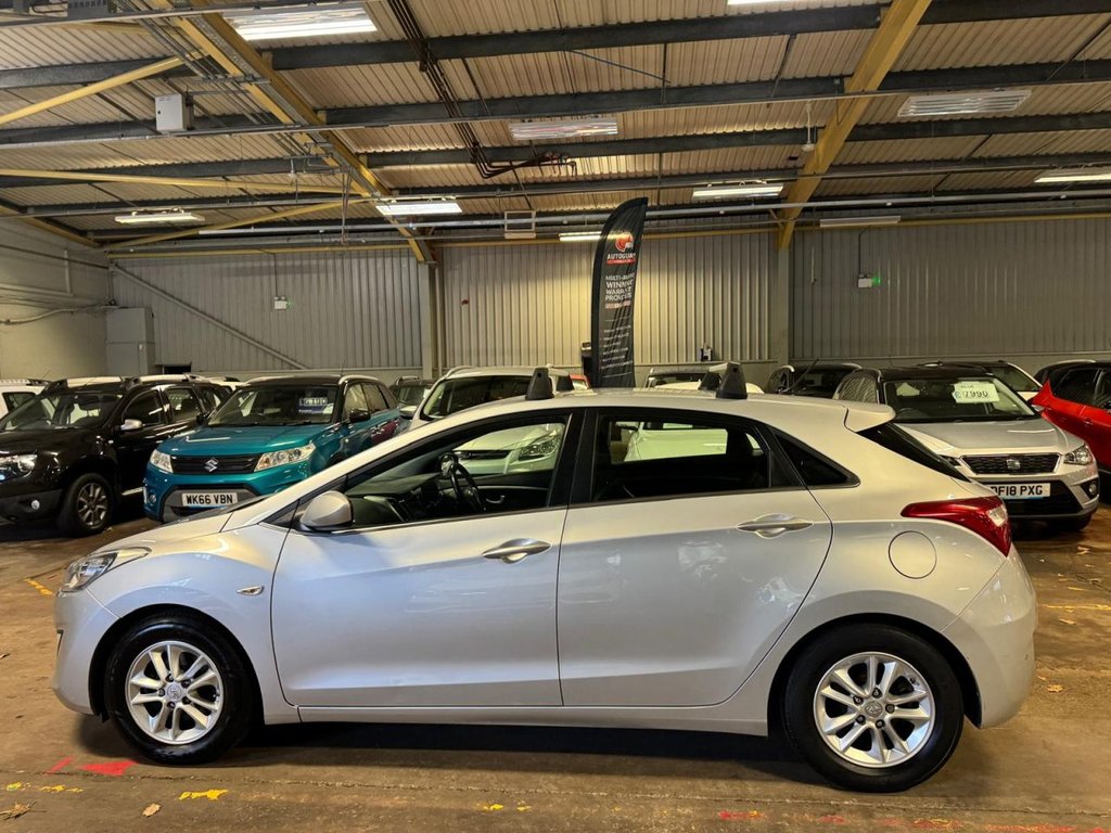 Used Hyundai i30 2015 for sale - 77990684: Photo 4