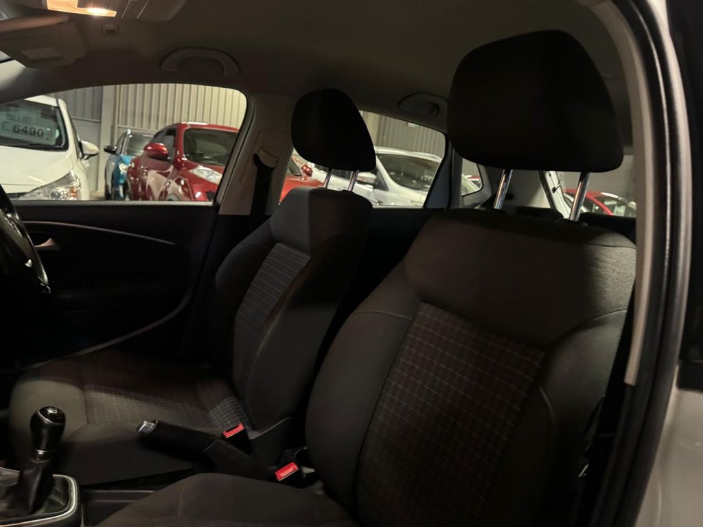 Used Volkswagen Polo 2015 for sale - 77020487: Photo 14