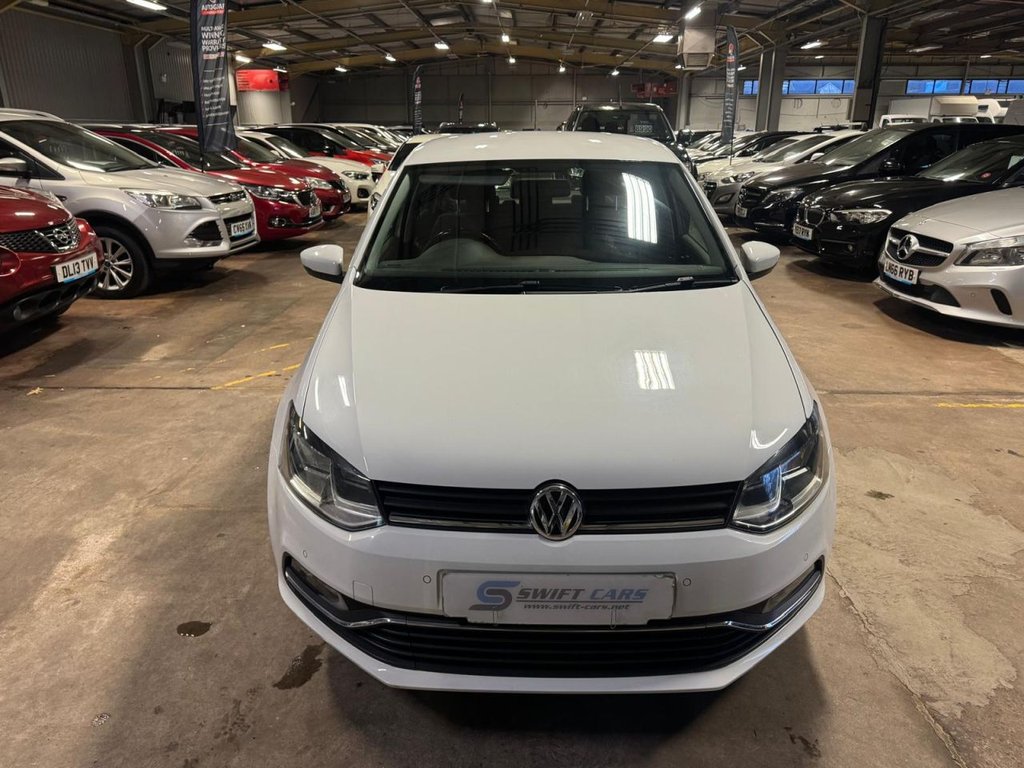 Used Volkswagen Polo 2015 for sale - 77020487: Photo 2