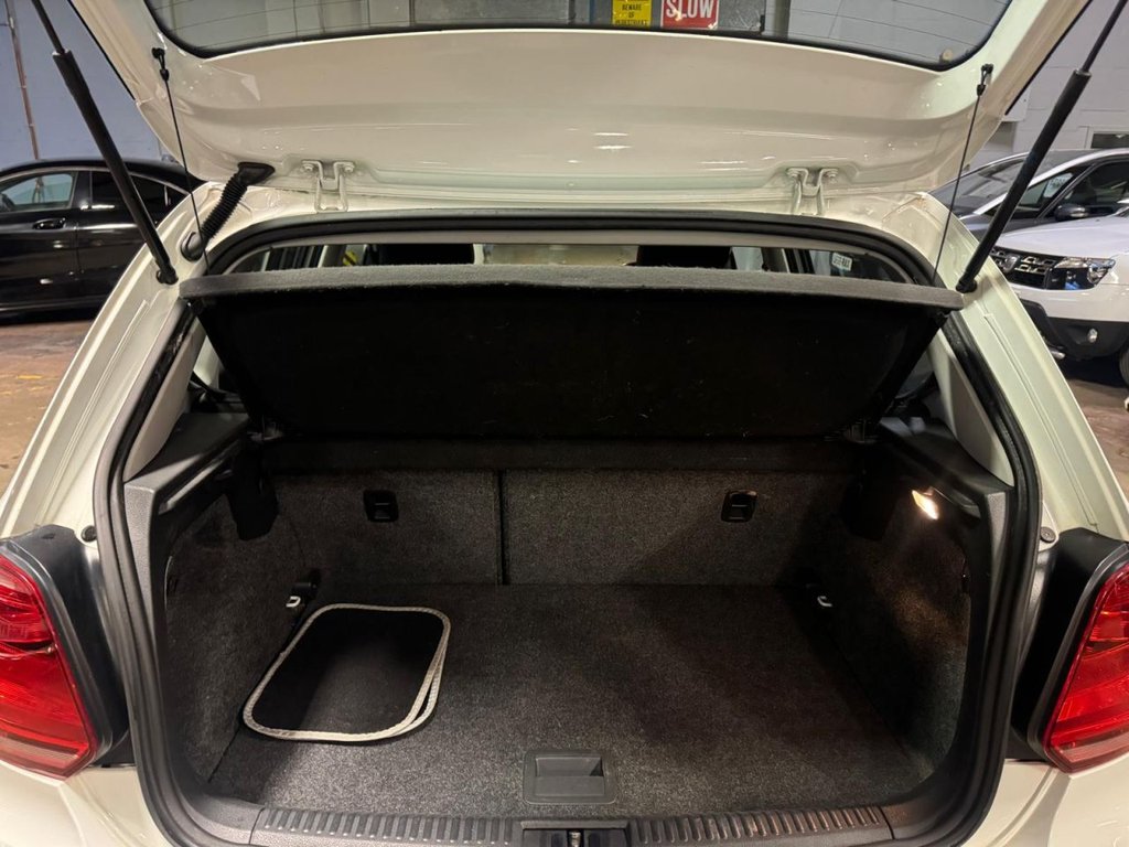 Used Volkswagen Polo 2015 for sale - 77020487: Photo 6