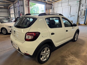 Used Dacia Sandero Stepway 2014 for sale - 79461993: Photo