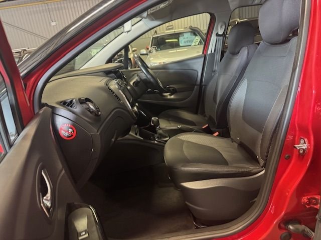 Used Renault Captur 2017 for sale - 76454728: Photo 14