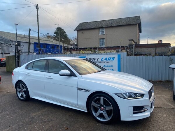 Used Jaguar XE 2017 for sale - 69848666: Photo 1