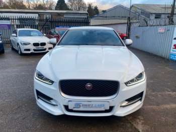 Used Jaguar XE 2017 for sale - 69848666: Photo
