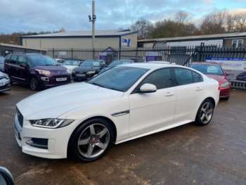 Used Jaguar XE 2017 for sale - 69848666: Photo