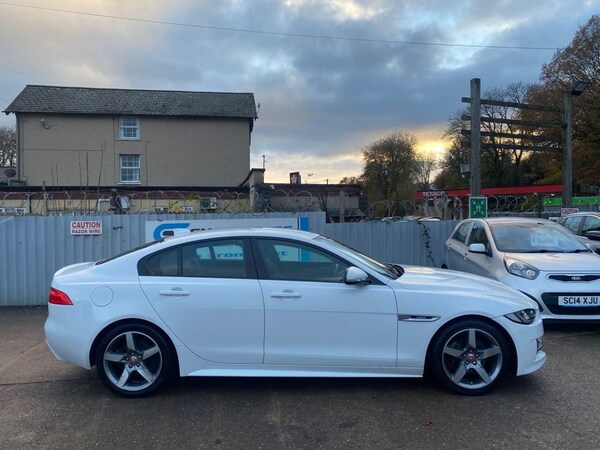Used Jaguar XE 2017 for sale - 69848666: Photo 9