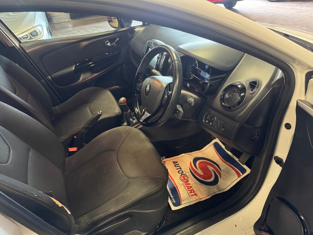 Used Renault Clio 2014 for sale - 77990851: Photo 11