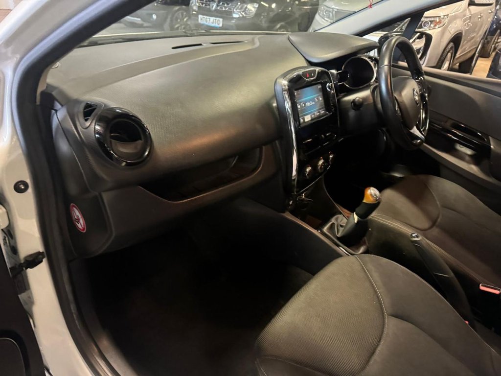 Used Renault Clio 2014 for sale - 77990851: Photo 14