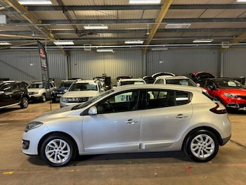 Used Renault Megane 2016 for sale - 78096047: Photo