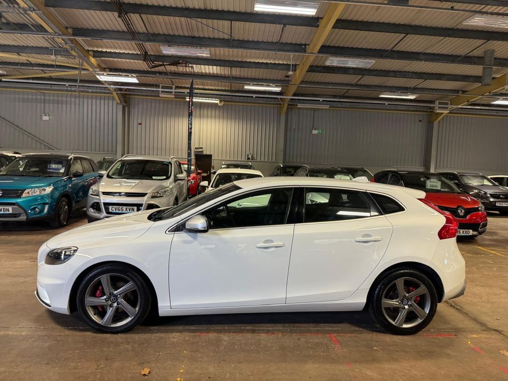 Used Volvo V40 2016 for sale - 76527193: Photo 4