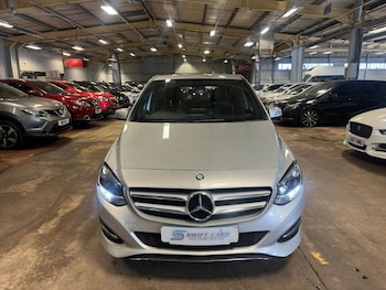 Used Mercedes-Benz B Class 2015 for sale - 76642110: Photo