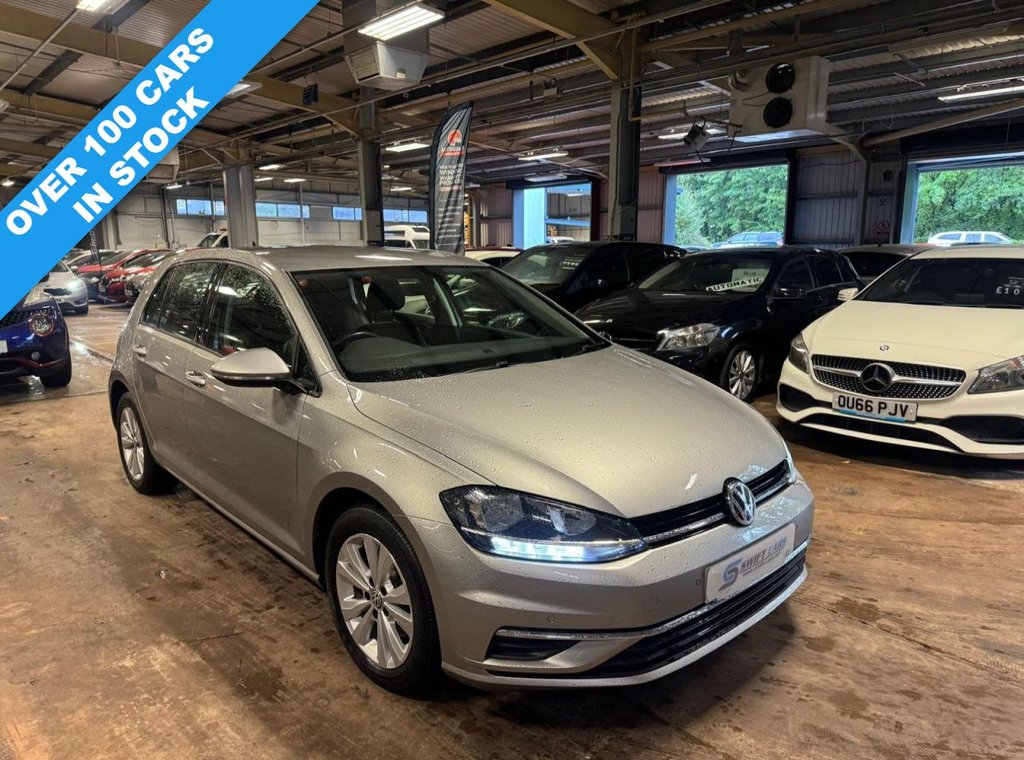Used Volkswagen Golf 2017 for sale - 76202918: Photo 1