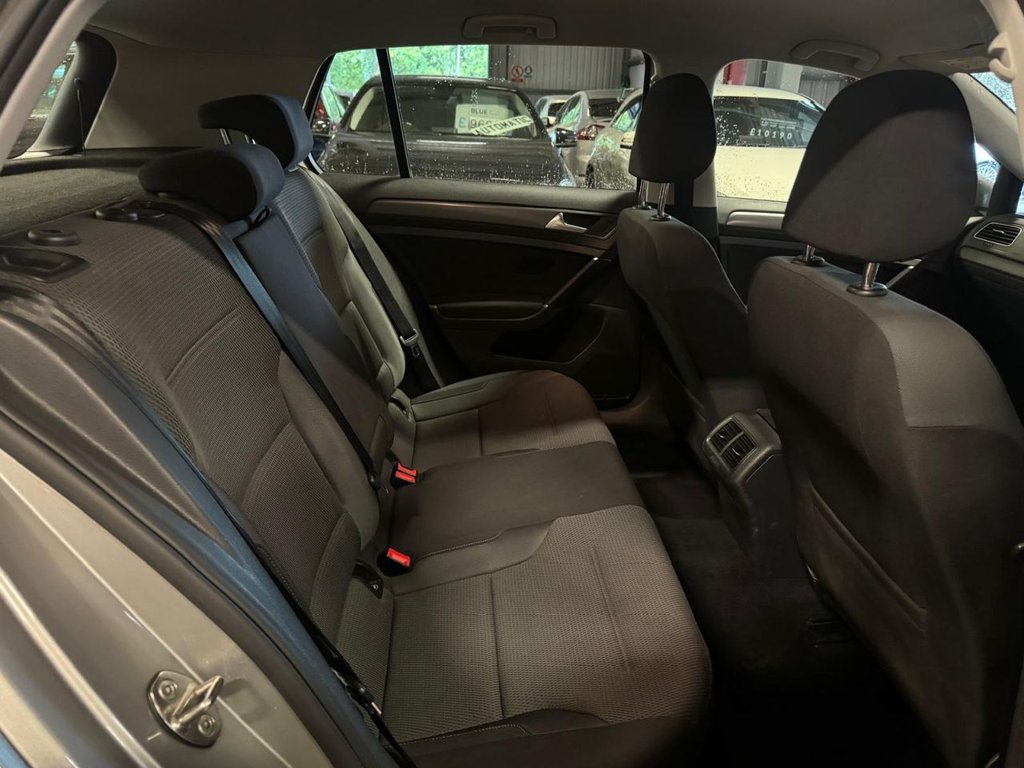Used Volkswagen Golf 2017 for sale - 76202918: Photo 11