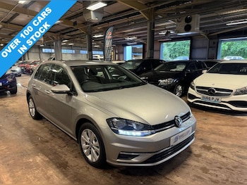 Volkswagen - Golf