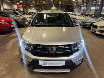 Used Dacia Sandero Stepway 2017 for sale - 74586928: Photo