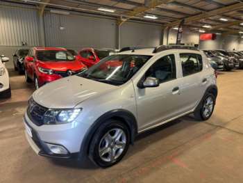 Used Dacia Sandero Stepway 2017 for sale - 74586928: Photo