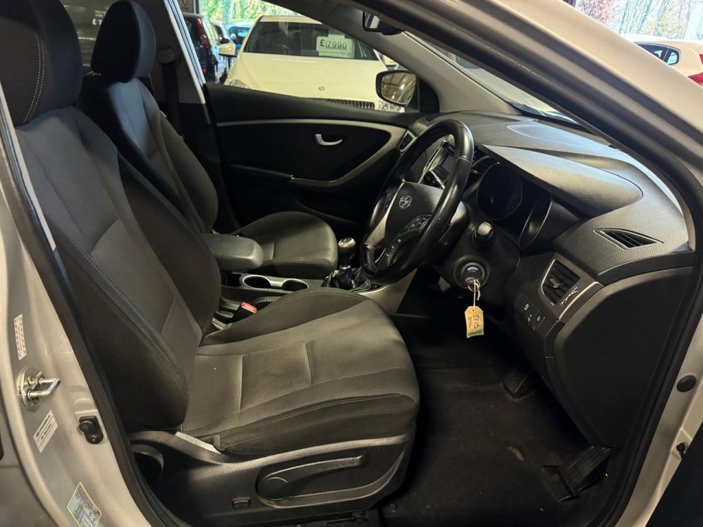 Used Hyundai i30 2015 for sale - 76527197: Photo 10