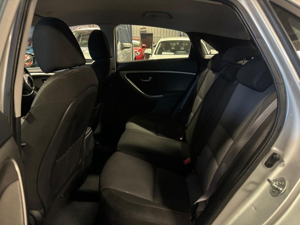 Used Hyundai i30 2015 for sale - 76527197: Photo 14