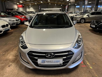 Used Hyundai i30 2015 for sale - 76527197: Photo